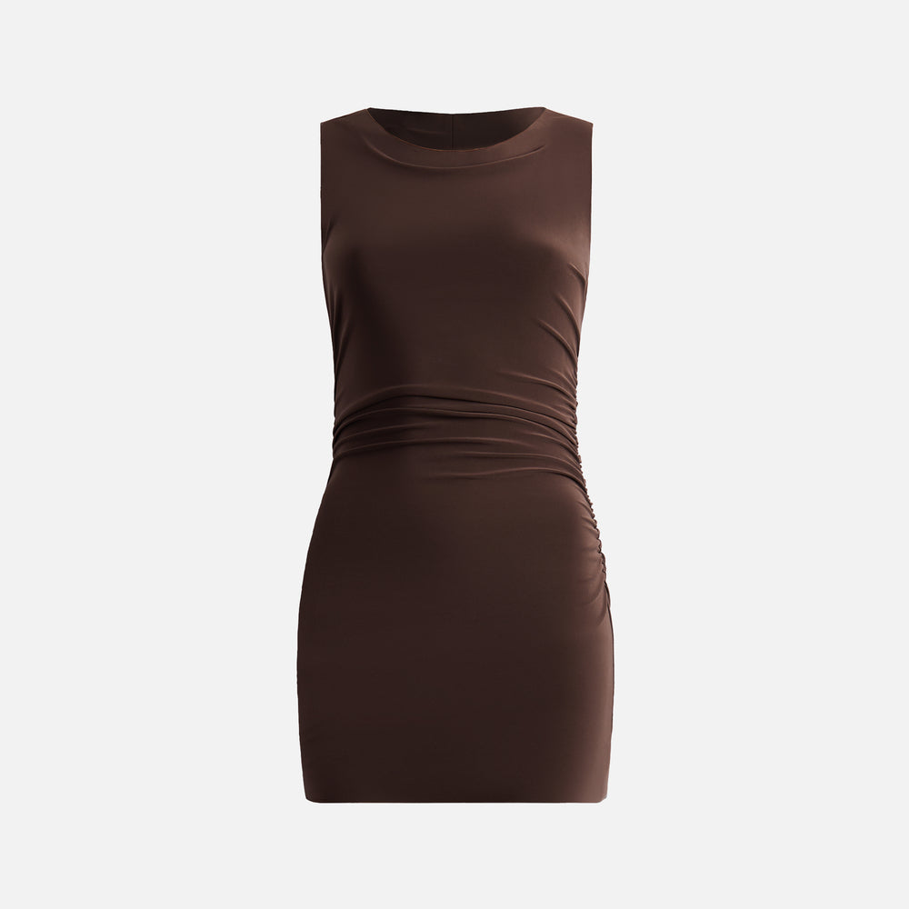 

Платье Norma Kamali Sleeveless Pickleball Mini Dress, цвет Chocolate