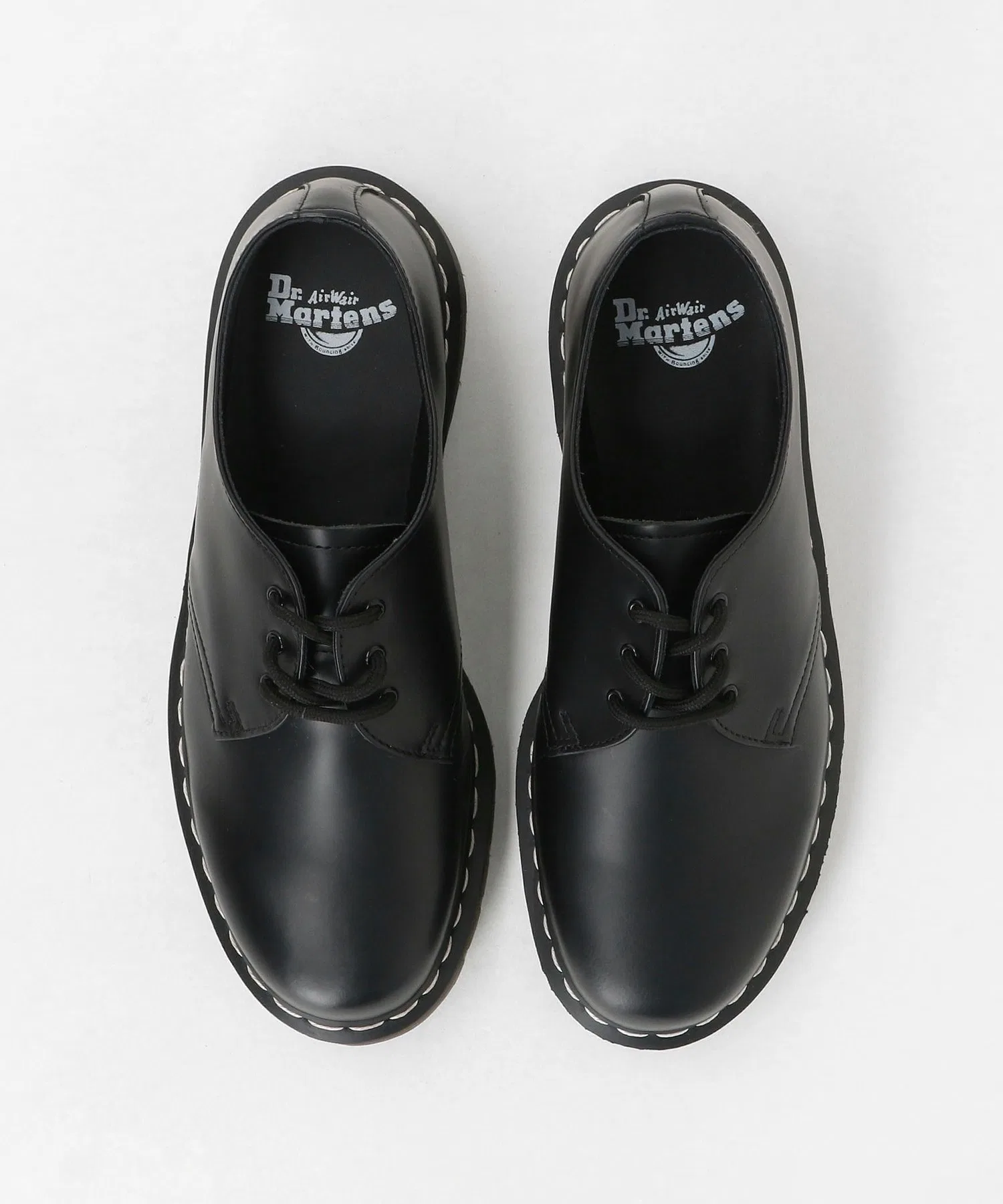 Мужские туфли Dr. Martens 1461 3 Hole чёрные с белой строчкой — фото 3