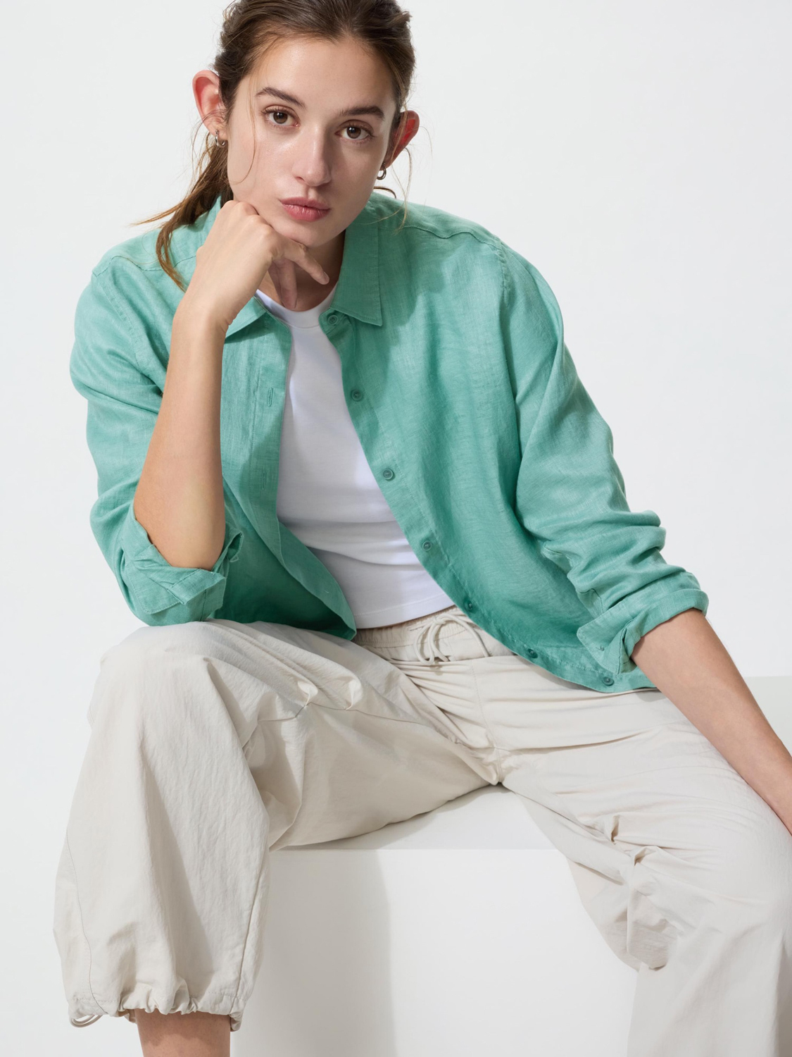 

Рубашка Uniqlo Premium Linen Long Sleeve, 54 зеленый