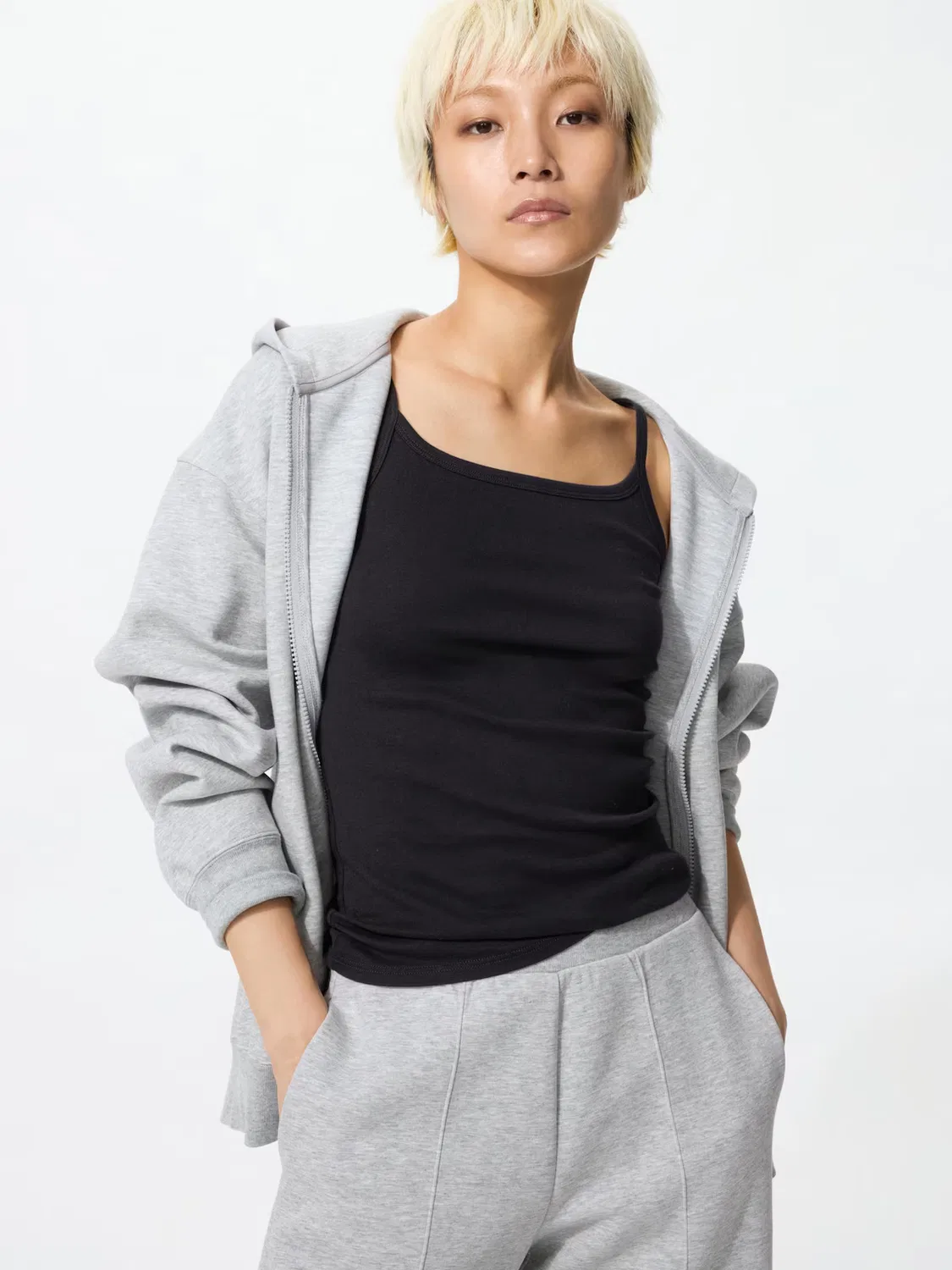 Майки Uniqlo, комплект из двух штук, черный