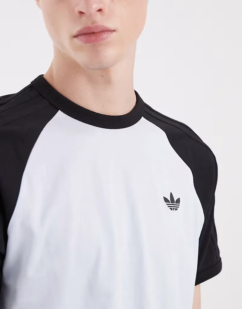 Футболка Adidas Originals с тремя полосками, светло-голубой — фото 3