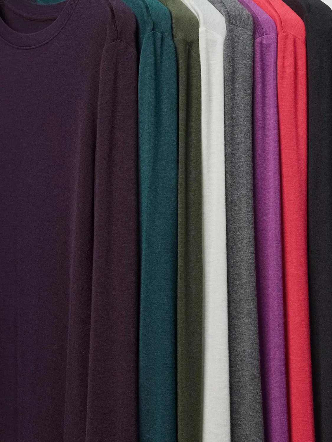Футболка с длинным рукавом HEATTECH Uniqlo, темно-зеленый — фото 3
