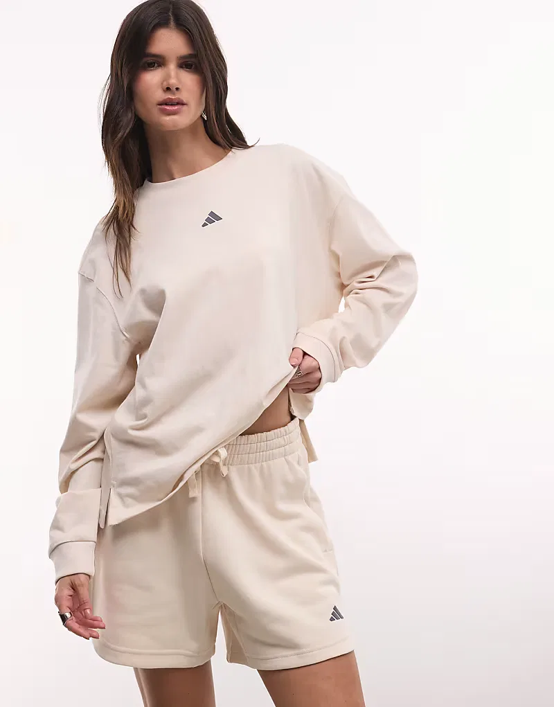 Шорты Adidas Performance Three Stripes Studios, кремовый