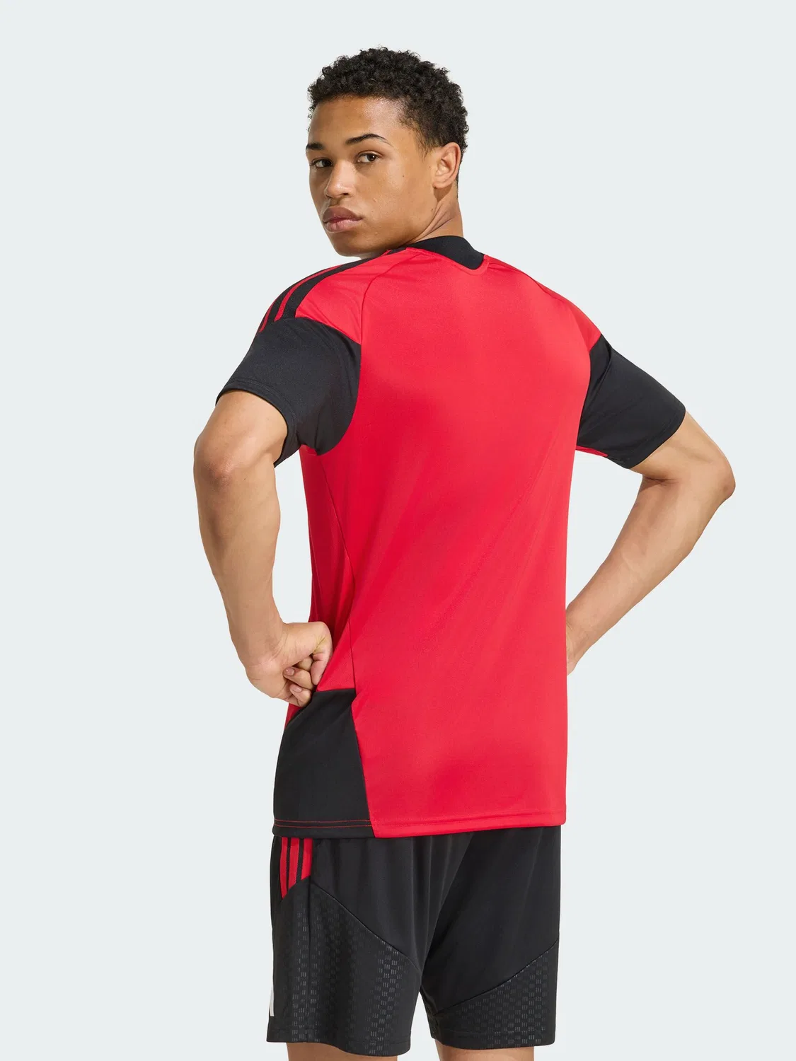 Adidas Red Manchester United 26/27 Тренировочная майка Tiro — фото 2