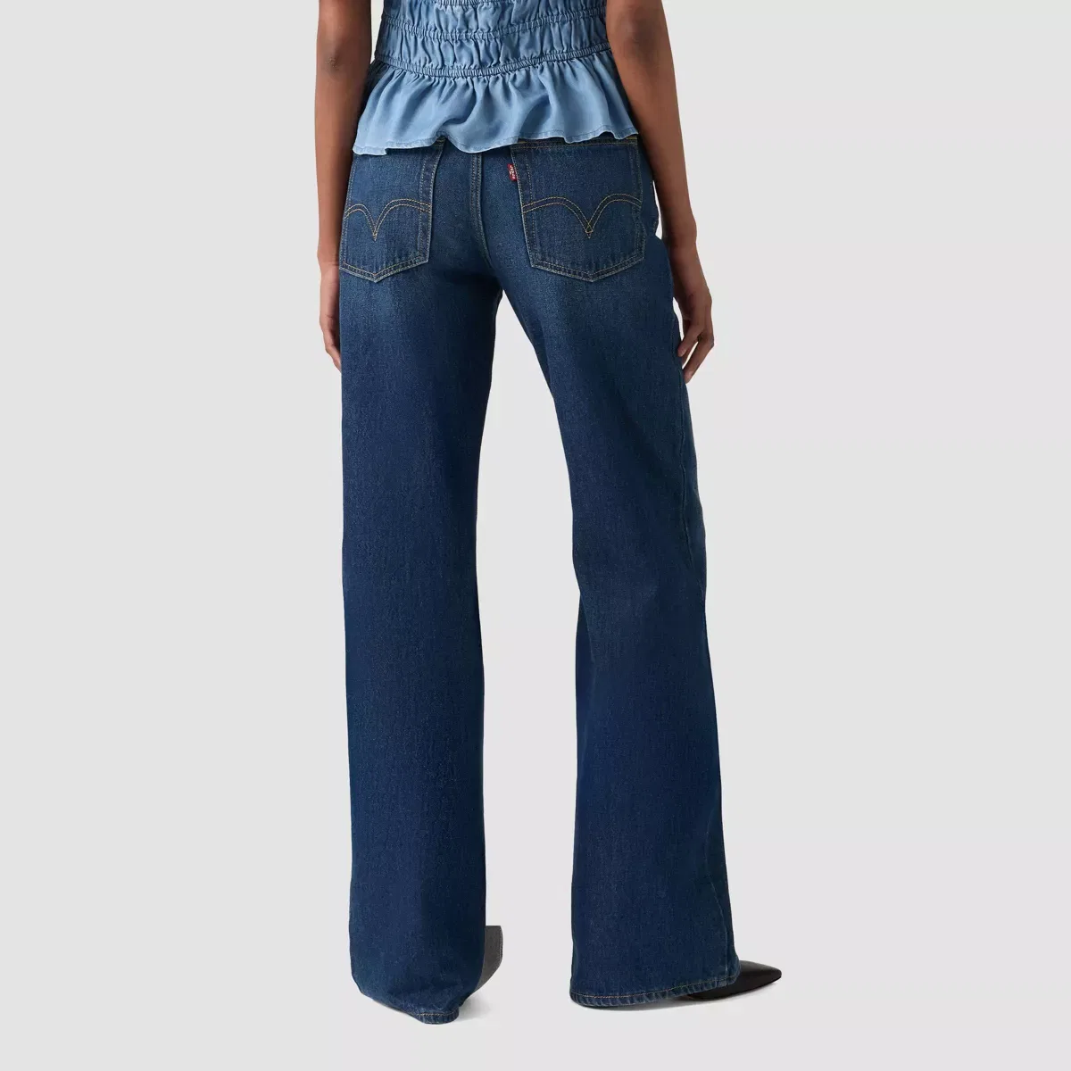 Женские джинсы клеш свободного кроя Levi's, Good Fortune — фото 2