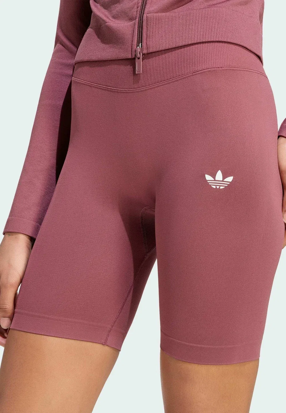 Бесшовные шорты Essentials, 5 дюймов - шорты Adidas Originals, Burgundy — фото 3