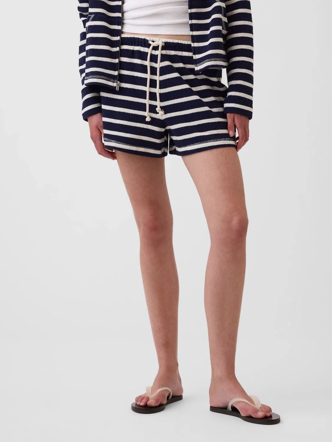 Шорты повседневные Towel Terry Relaxed Easy Shorts Gap, темно-синий