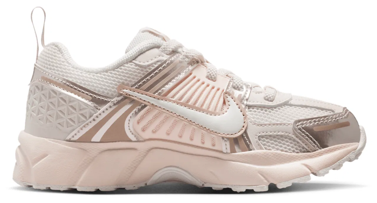 Кроссовки для мальчиков Nike Vomero 5, цвет Chalk/Chalk/Sail