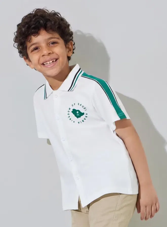 Рубашка с коротким рукавом и принтом карты КСА, модель Off KSA National Day Print, Styli, белый — фото 2