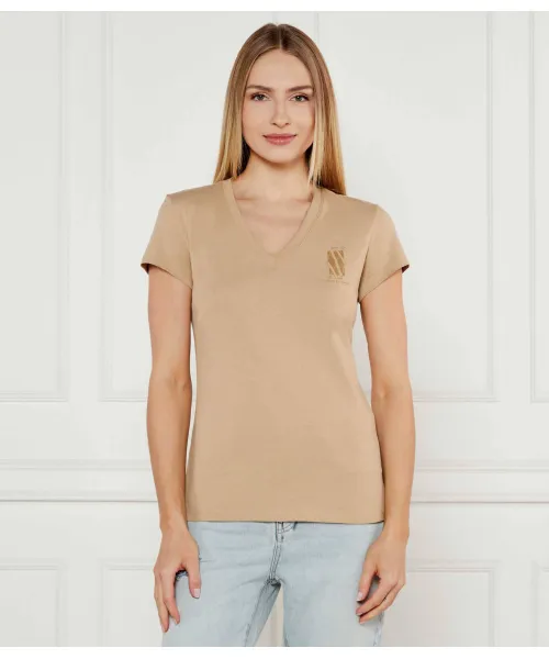 

Футболка Slim fit Armani Exchange, бежевый