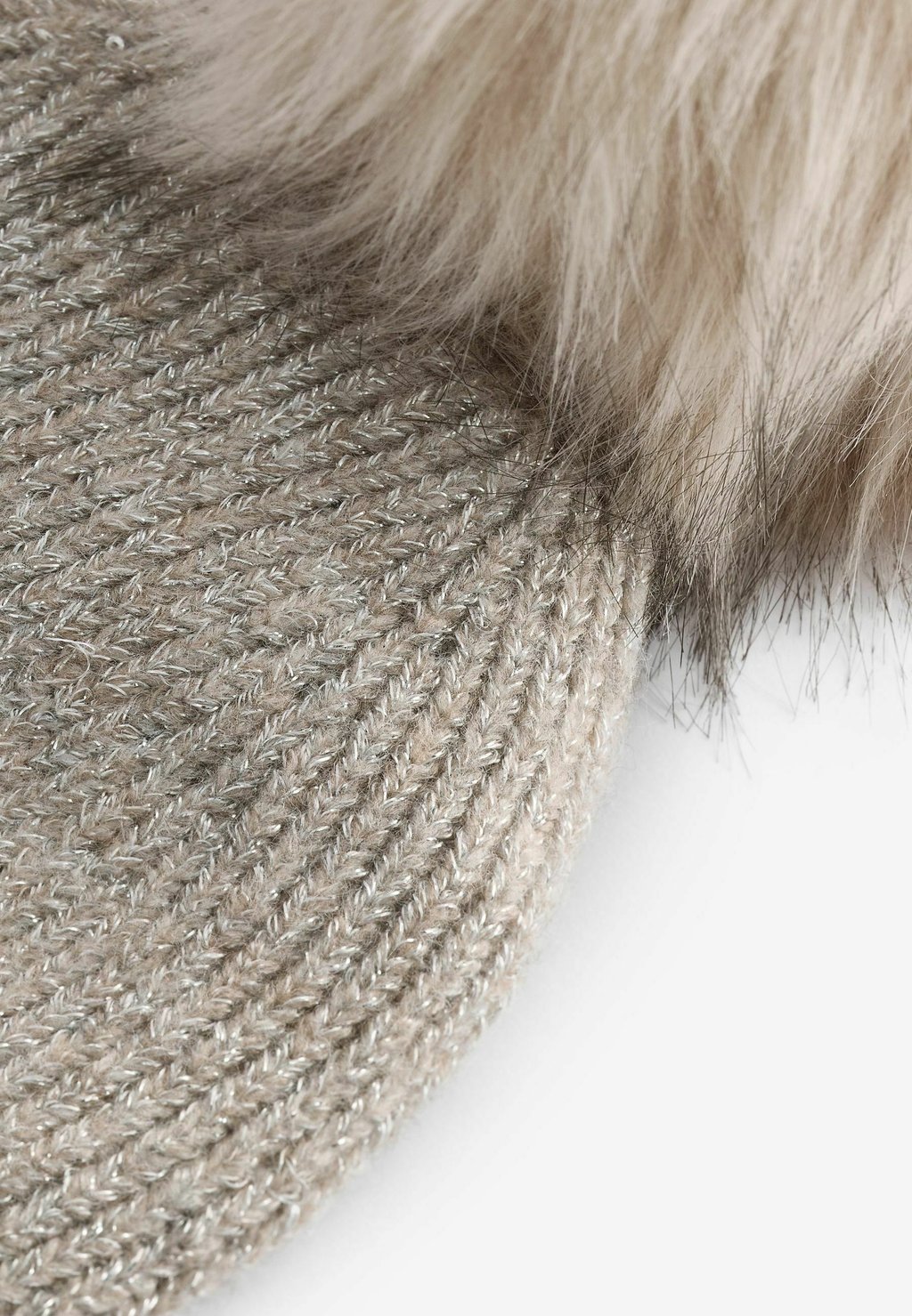 

Шапка POM REGULAR FIT Next, бежевый