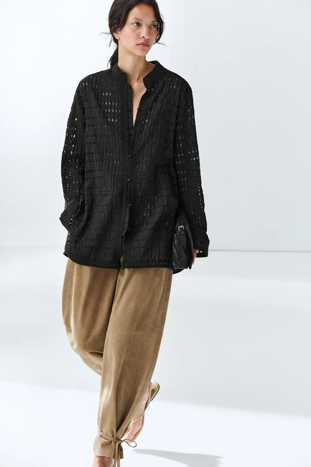 Рубашка Massimo Dutti Flowing Embroidered, черный — фото 4
