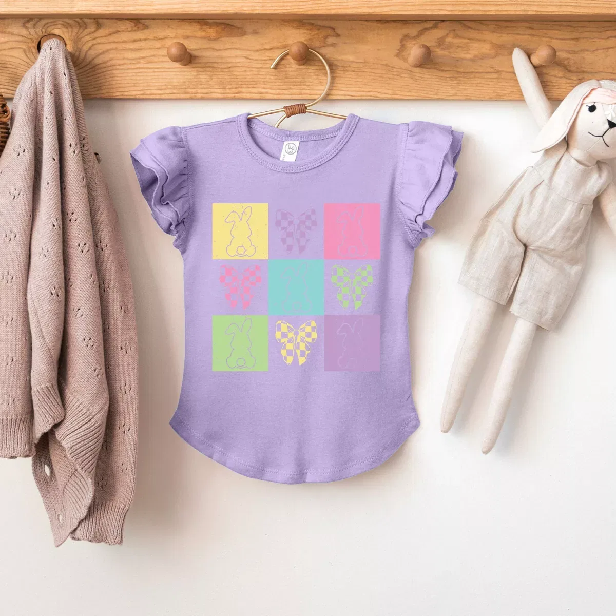 Детская футболка для девочек с принтом Checkered Bunny Outline Coquette The Juniper Shop, Lavender — фото 3
