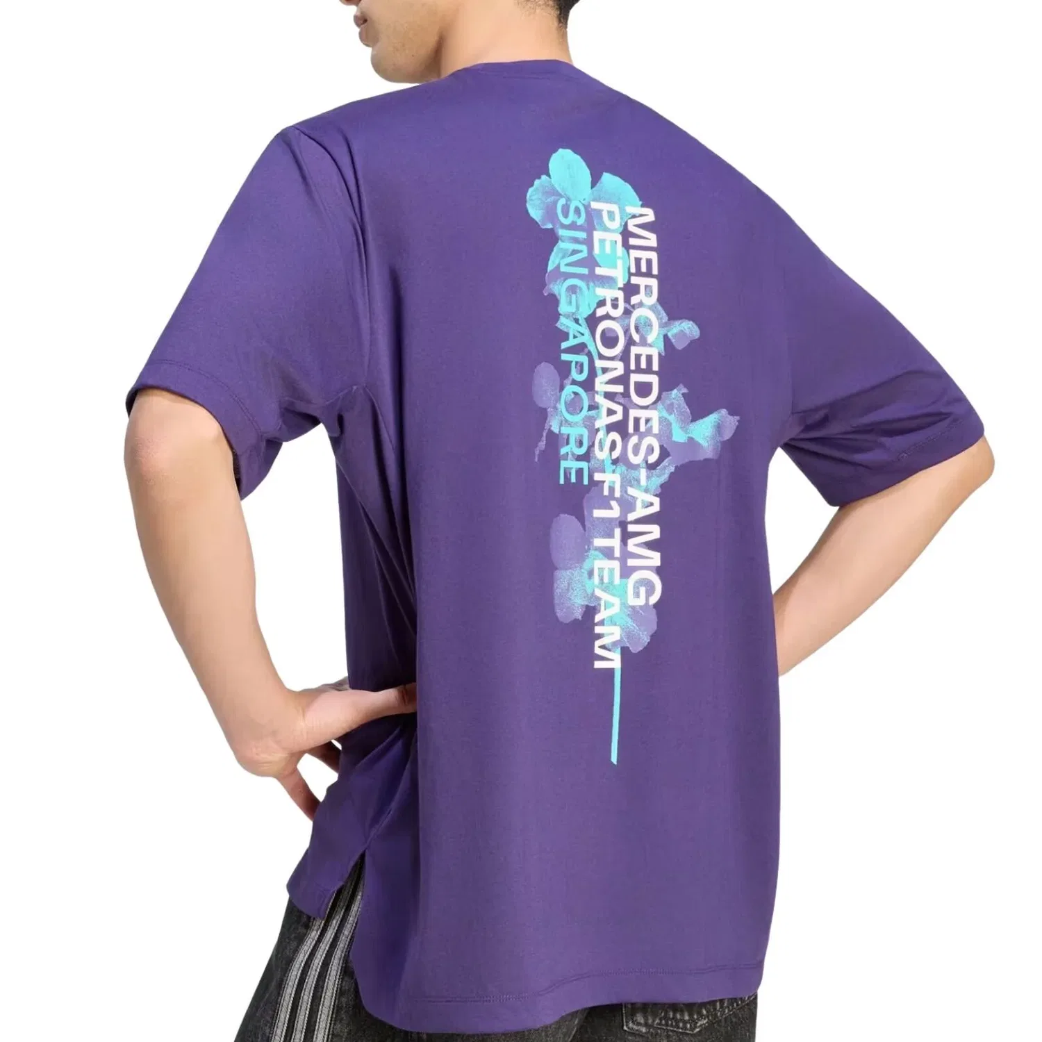 Мужская футболка Mercedes AMG Petronas F1 Team Vanda Bloom T-Shirt Asia Sizing 'Dark Purple' adidas, Dark Purple — фото 3