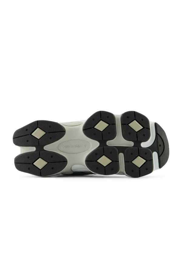 Кроссовки с кожаными вставками 9060 New Balance raincloud truffle salt — фото 4