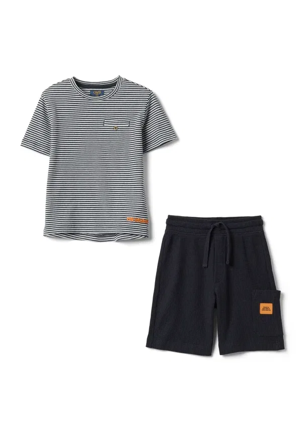 Комплект из футболки и шорт с полосками, модель Set with striped t-shirt and shorts - tracksuit bottoms, Ovs, White, белый/черный