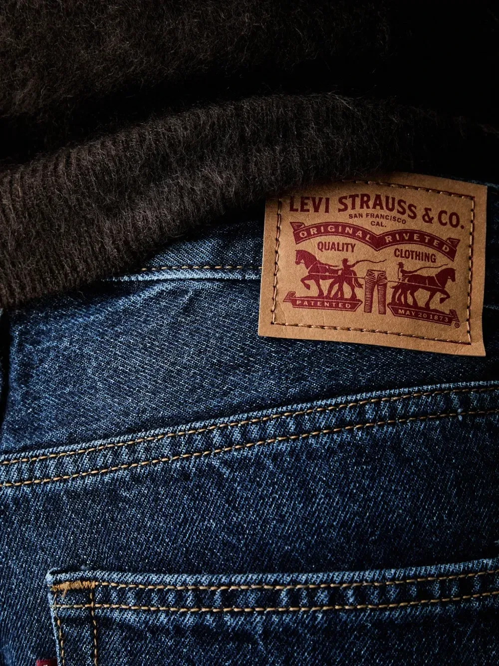 Выгоревшие широкие джинсы Levi'S, синий — фото 4