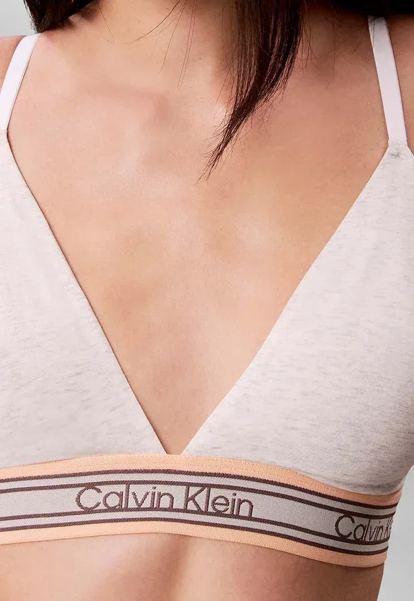 Треугольный бюстгальтер с легкой подкладкой Calvin Klein — фото 4