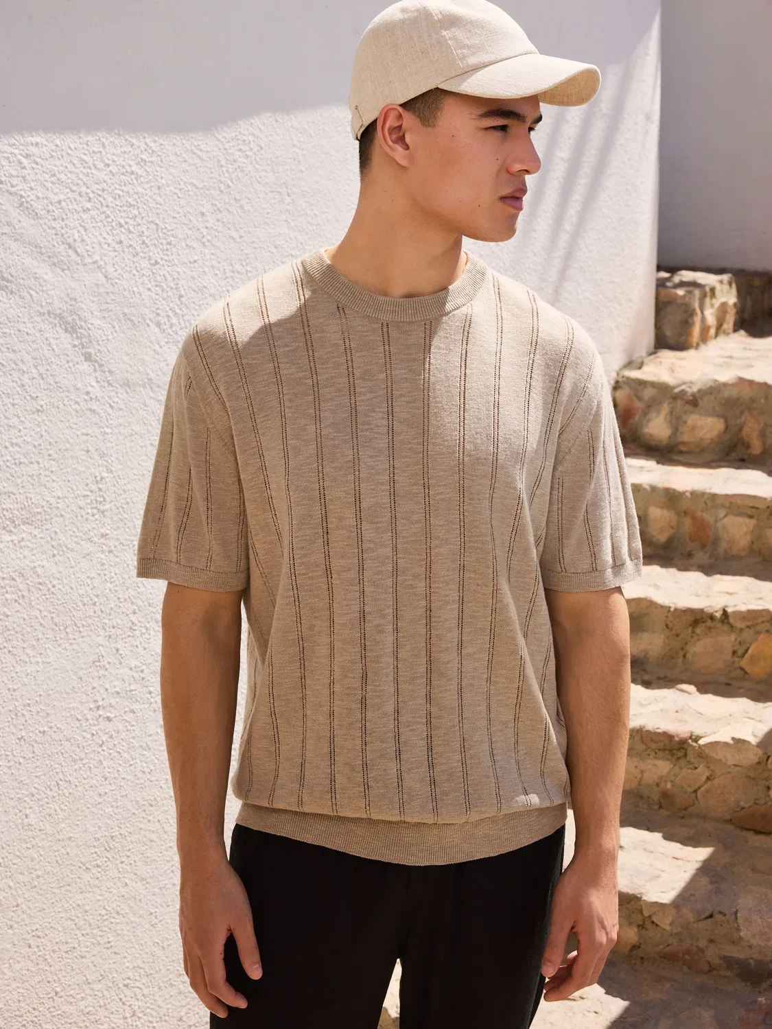 Футболка с точечным трикотажем Regular Fit, Neutral Next