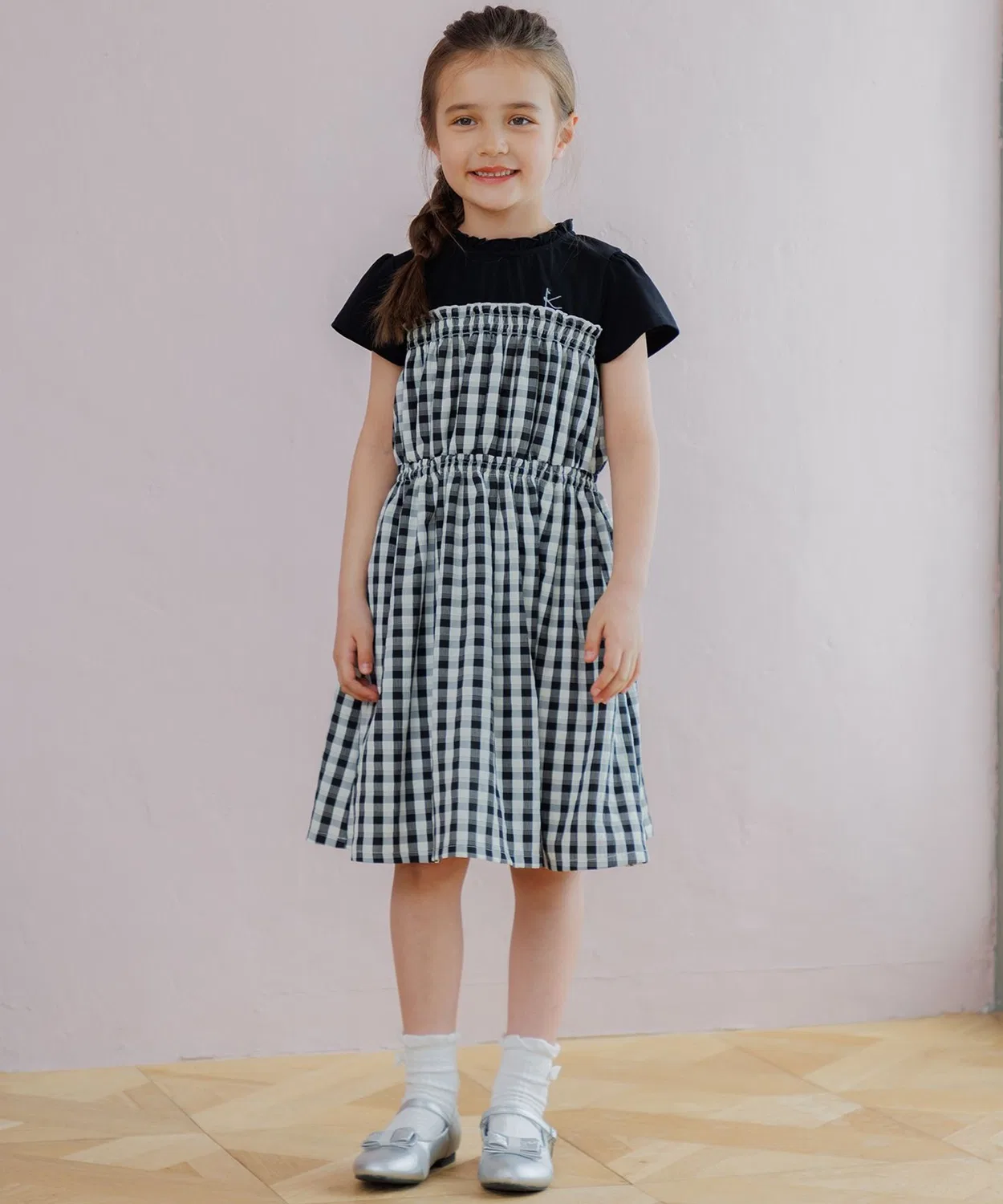 Детское платье с воланами и принтом в клетку Kumikyoku KIDS, Black — фото 2