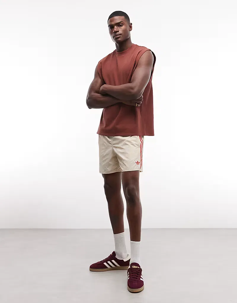 Шорты Adidas Originals Sprinter бежевого и красного — фото 2