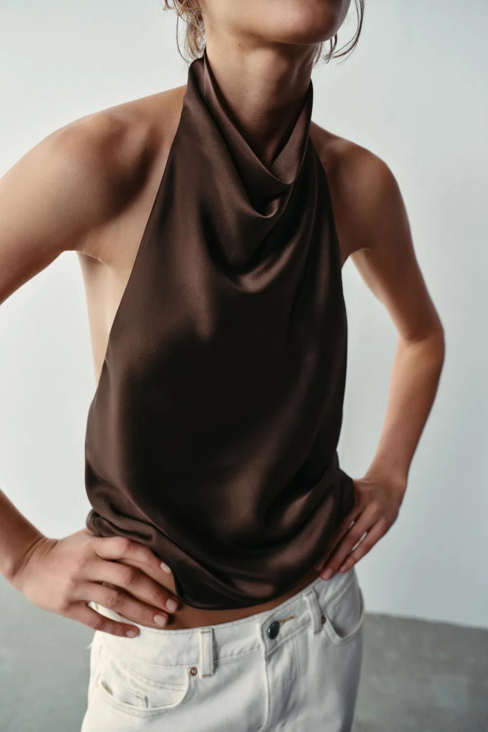 Атласный топ с завязками на шее ZARA, Brown — фото 4