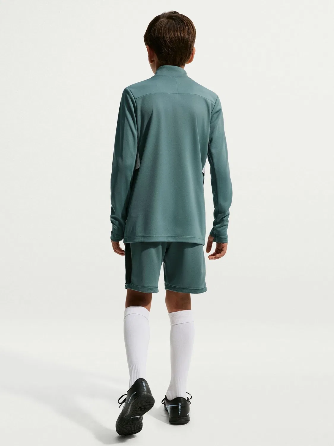 Шорты футбольные Nike Academy Dri-FIT, зеленые — фото 2