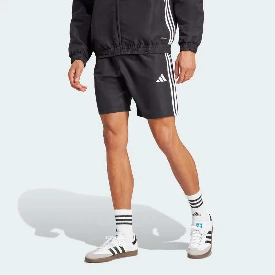 Шорты спортивные с принтом Tiro 25 Essentials Woven Shorts adidas, Black Burgundy Floral