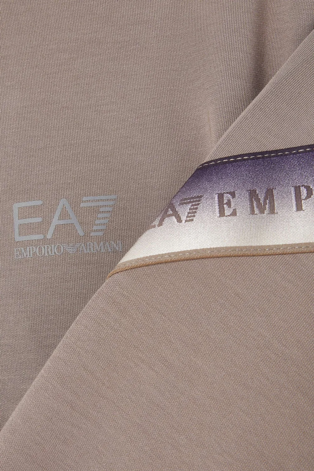 Комплект свитшот и штаны EA7 Emporio Armani, коричневый — фото 4