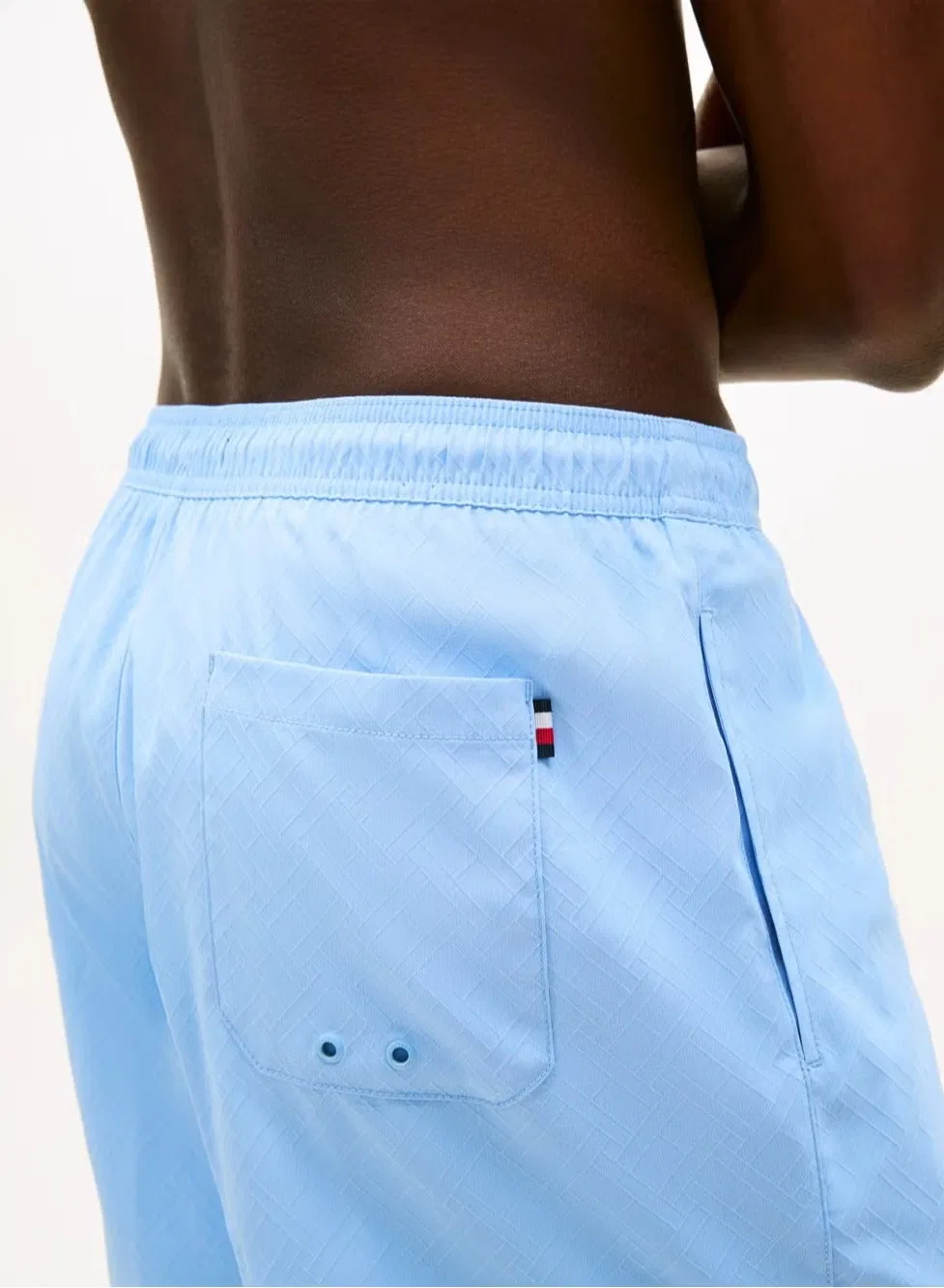 Tommy Hilfiger Шорты для плавания с жаккардовым принтом флагов, синий — фото 3