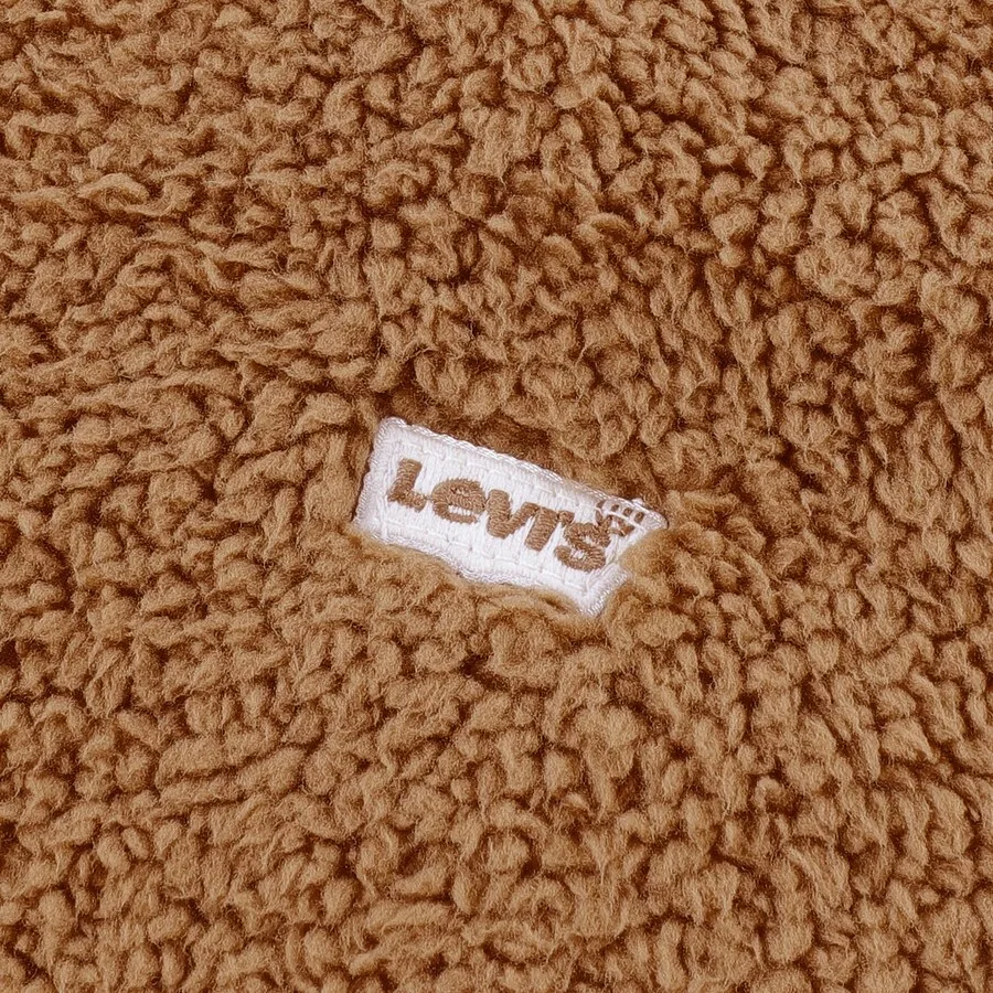 Детская флисовая куртка Levi's Kids светло-коричневого цвета — фото 3