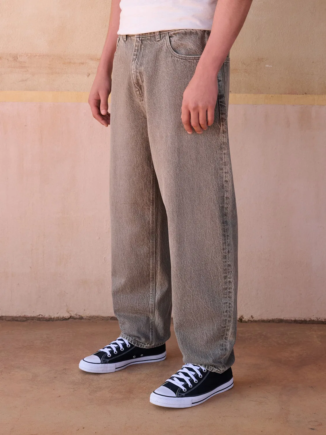 Джинсы Barrel Fit Next, Sand Washed