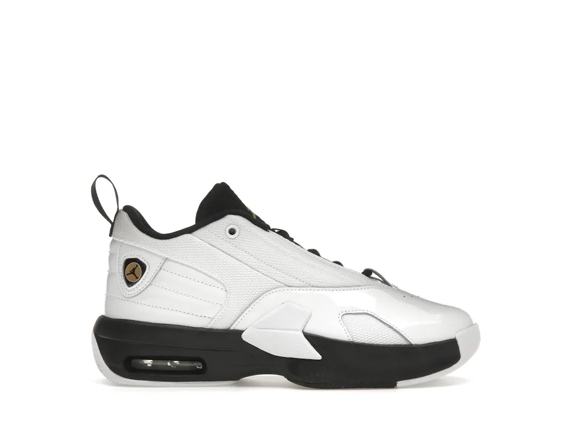 Детские кроссовки Lifestyle Jordan Max Aura 6 Jordan, White/Black/Metallic Gold