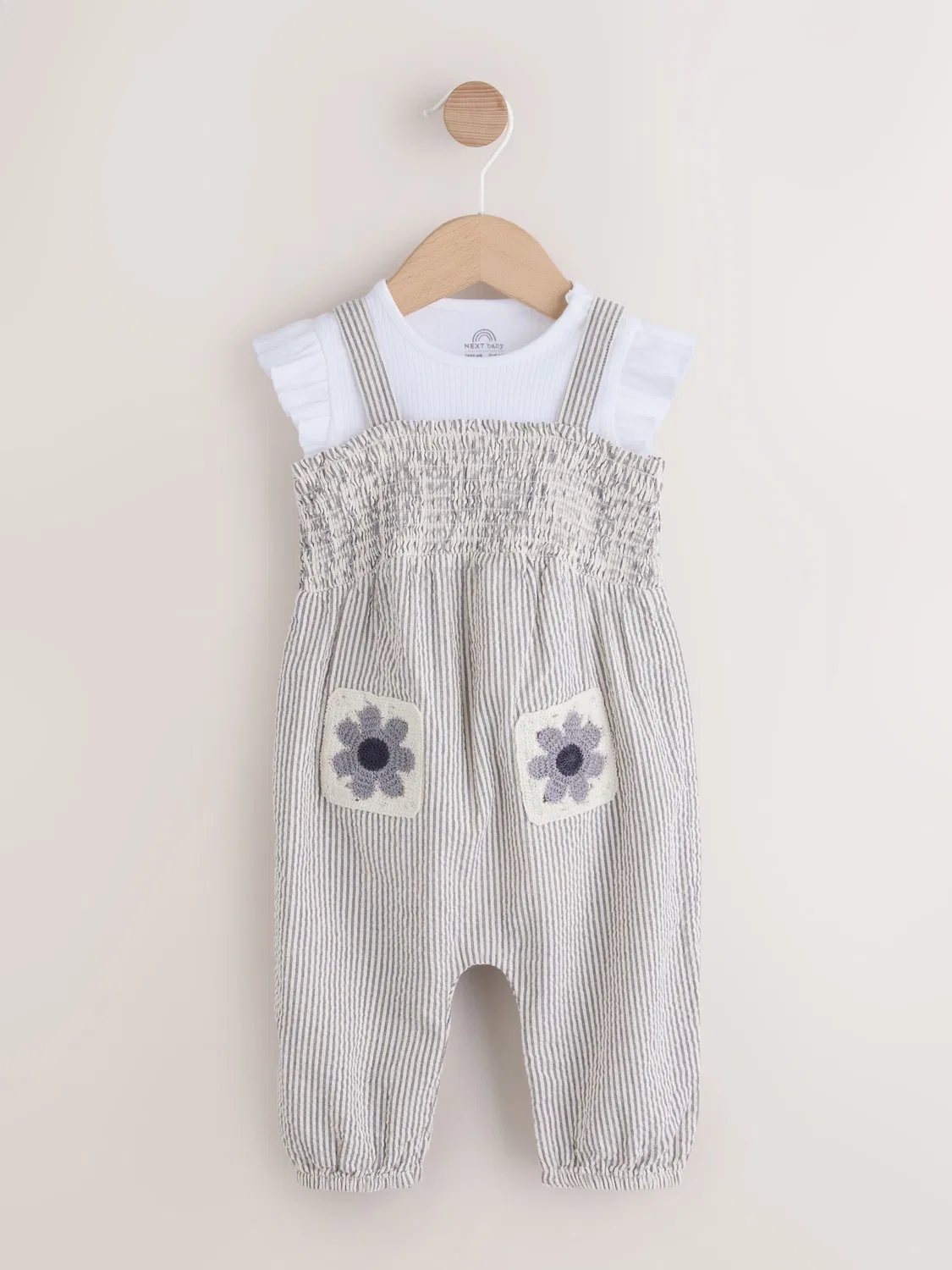 Комплект из комбинезона и боди, полосатый Next, черно-белый