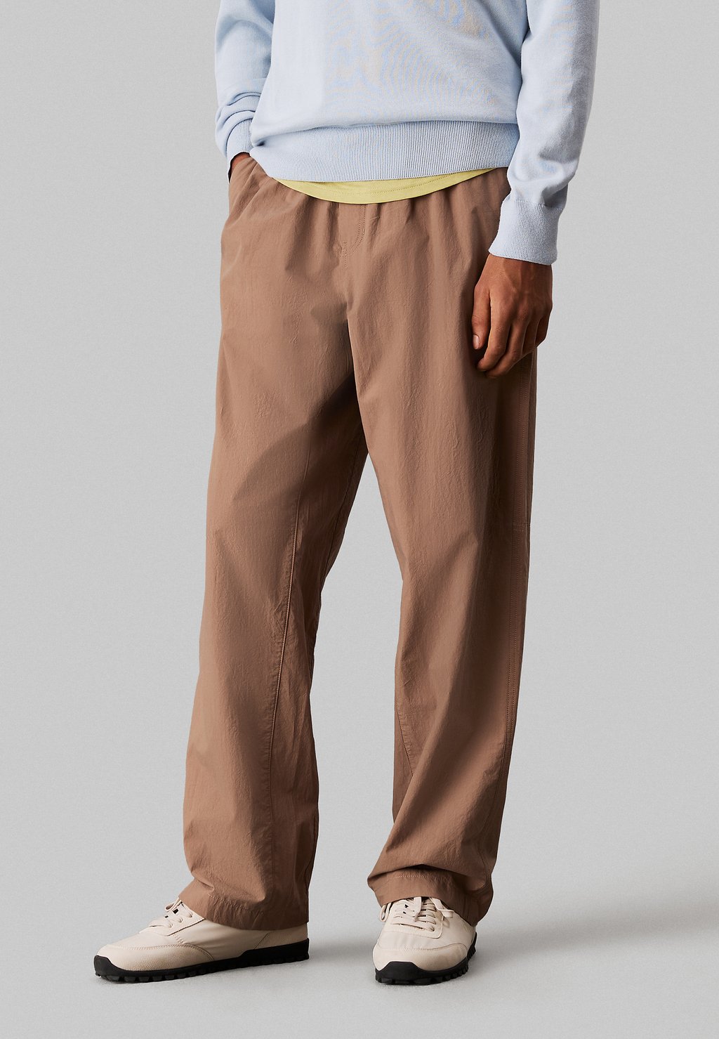

Брюки RELAXED POPLIN Calvin Klein Jeans, светло-коричневый