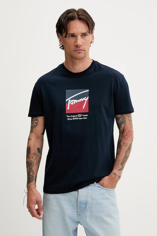 

Хлопковая футболка Tommy Jeans, темно-синий
