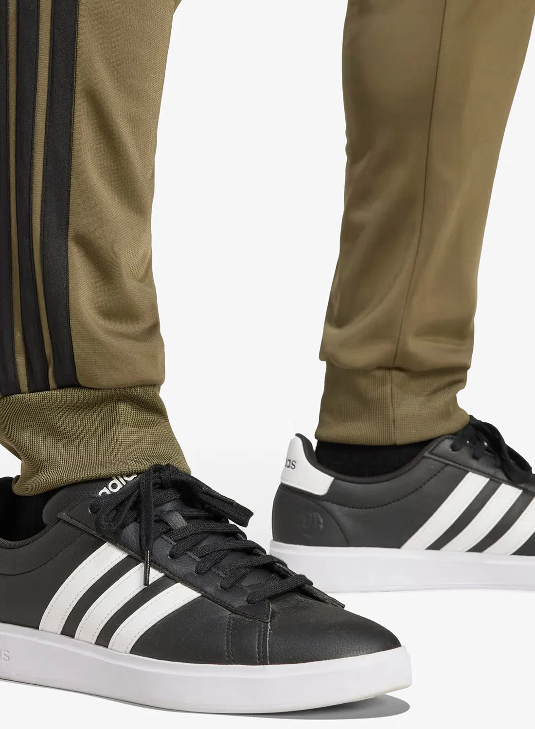 Костюм спортивный с мягким трикотажем Dayready Adidas, оливковый — фото 4