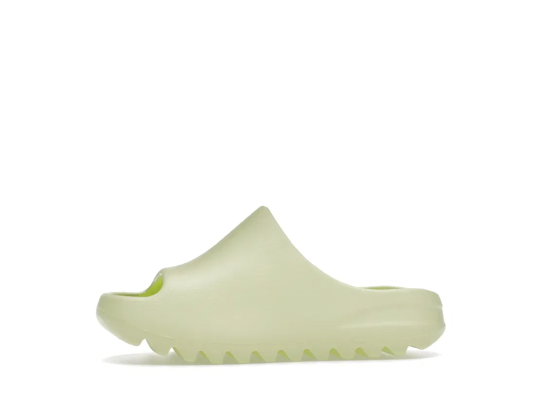 Детские шлепанцы с подсветкой Adidas Yeezy Slide, Glow Green/Glow Green/Glow Green — фото 3