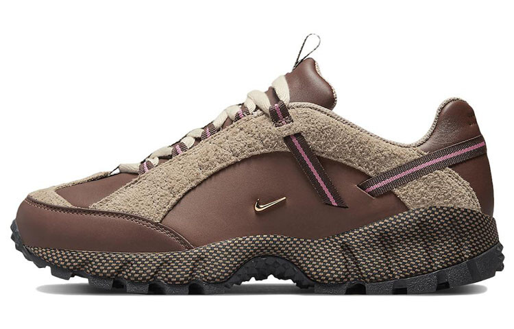 

Jacquemus x Nike Air Humara LX Ale Brown Gold (женские)