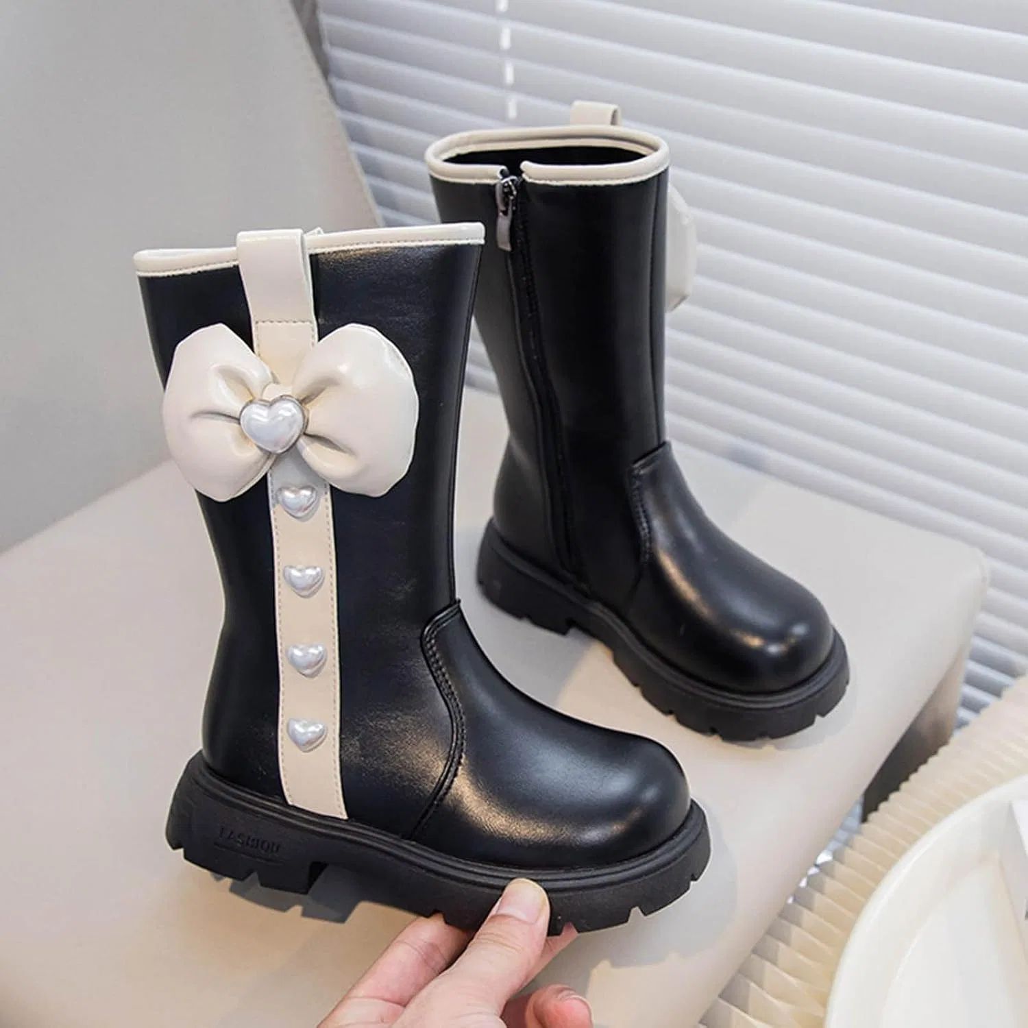Детские сапоги для девочек с бантом, из ПУ-кожи, модель Cute Bowknot Mid Calf Riding Boots, Black — фото 4