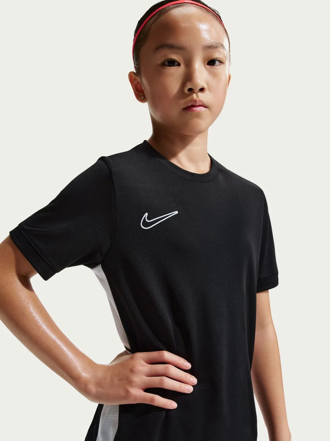 Футбольная футболка Nike Academy25, Dri-FIT, черная — фото 3