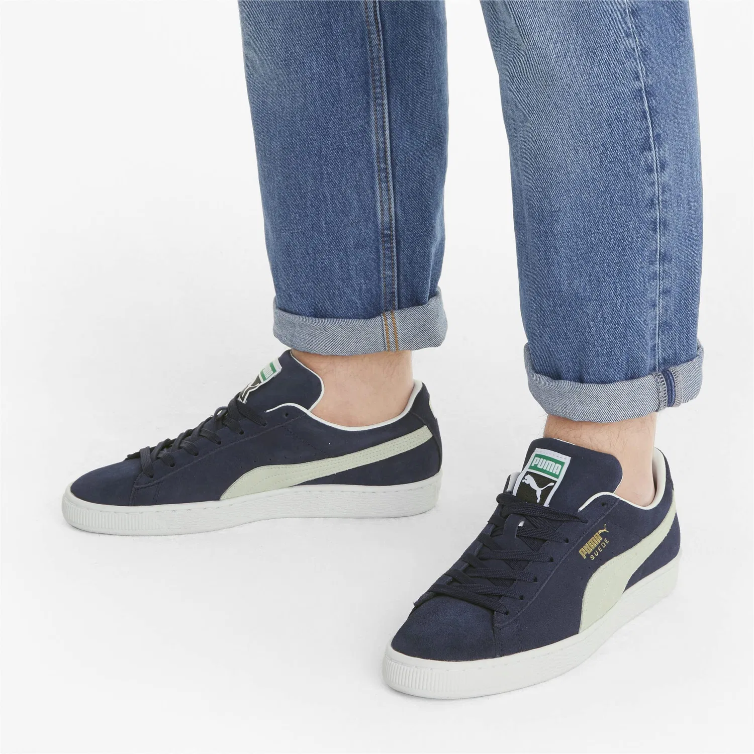 Детские кроссовки для девочек на шнуровке Suede Classic Xxi PUMA PUMA White — фото 2