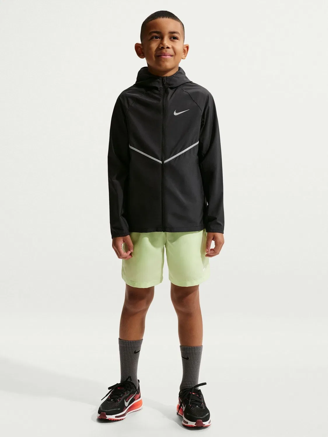Куртка тренировочная Nike Miler Repel UV, черный