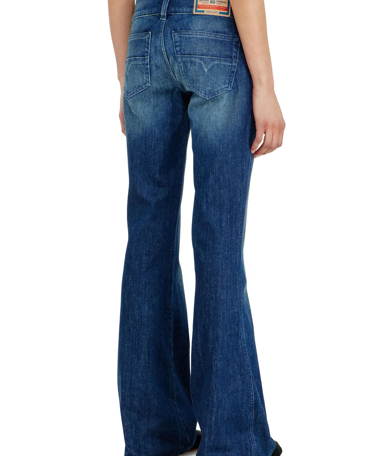 Женские джинсы-клеш из органического хлопка Diesel, Azul Denim — фото 2