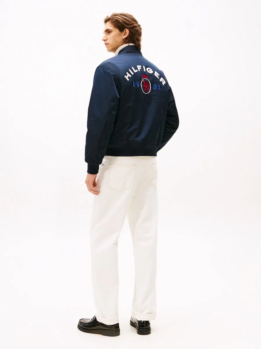 Куртка TOMMY HILFIGER Inter-Season Jacket 'Crest' в темно-синем цвете — фото 4