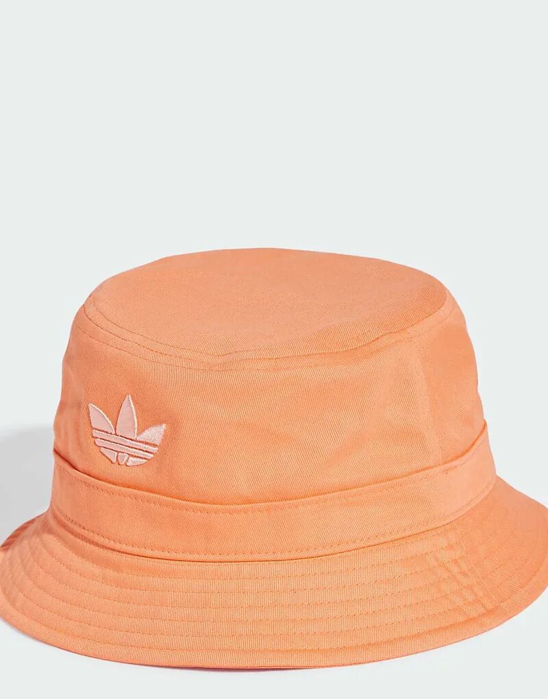 

Панама Adicolor с трилистником полукораллового цвета adidas Originals