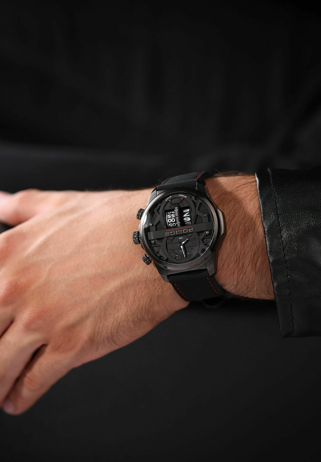 

Часы UHR ROTORCROM Police, цвет schwarz