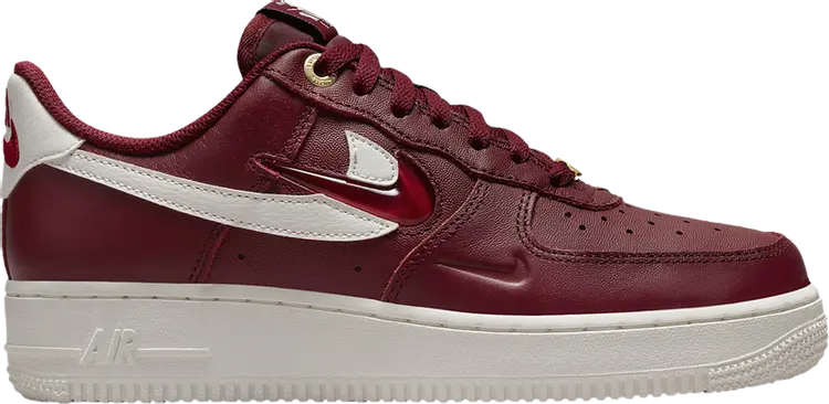 Кроссовки Nike Wmns Air Force 1 '07 Premium 'History of Logos - Team Red', красный