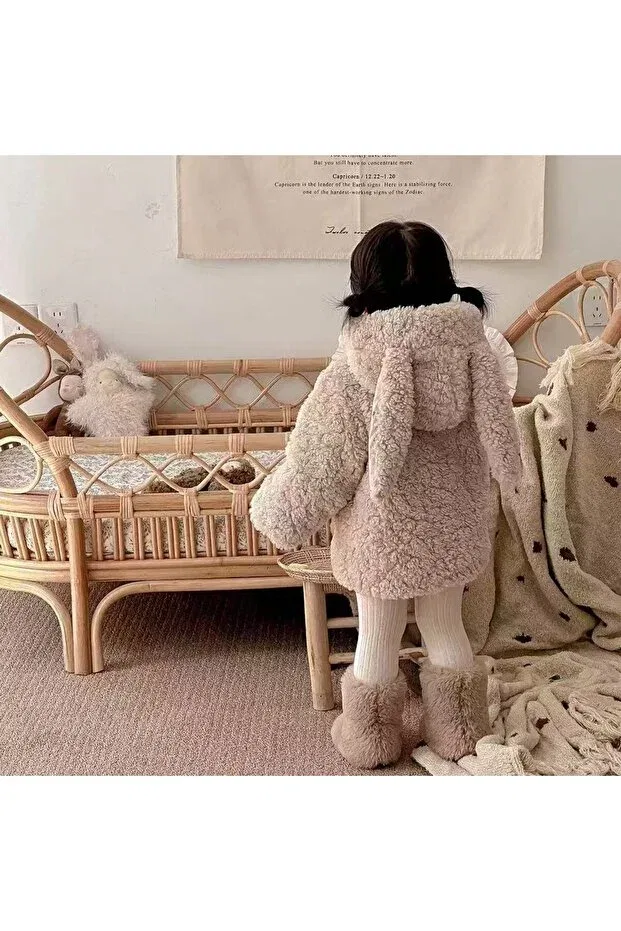 Детское зимнее пальто из плюша с капюшоном Basics Melisam.Msg, Beige — фото 2