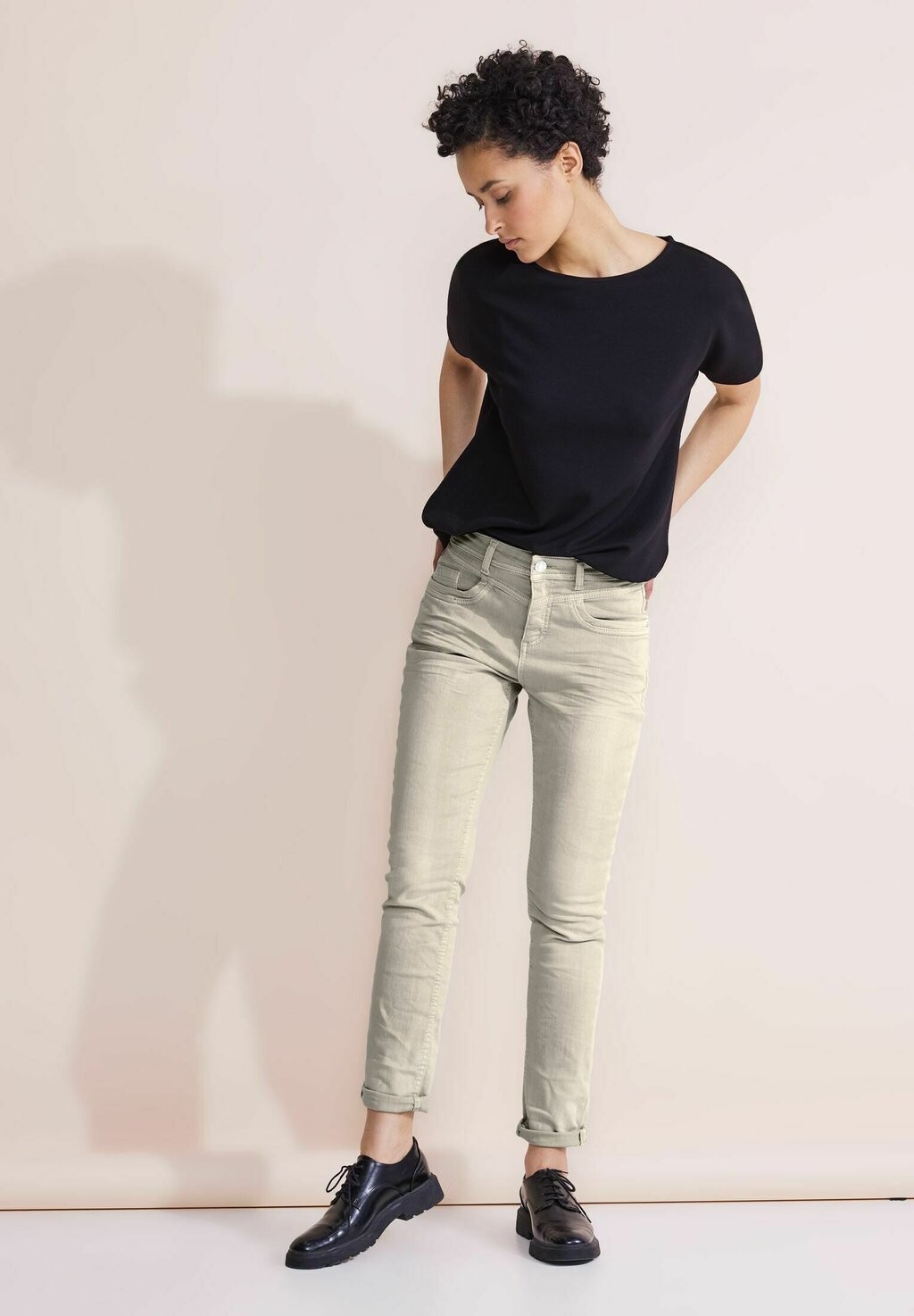 

Джинсы узкого кроя CASUAL FIT Street One, песочный